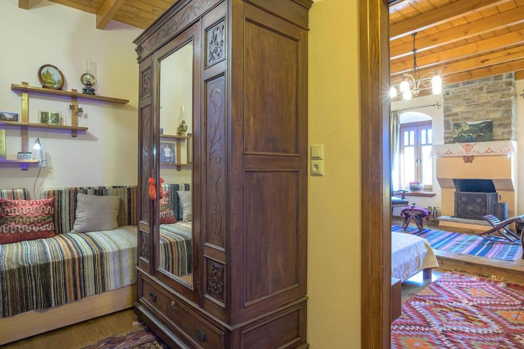 Clio's Stone House Villa *