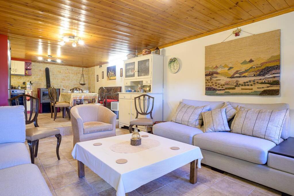 Clio's Stone House Villa *