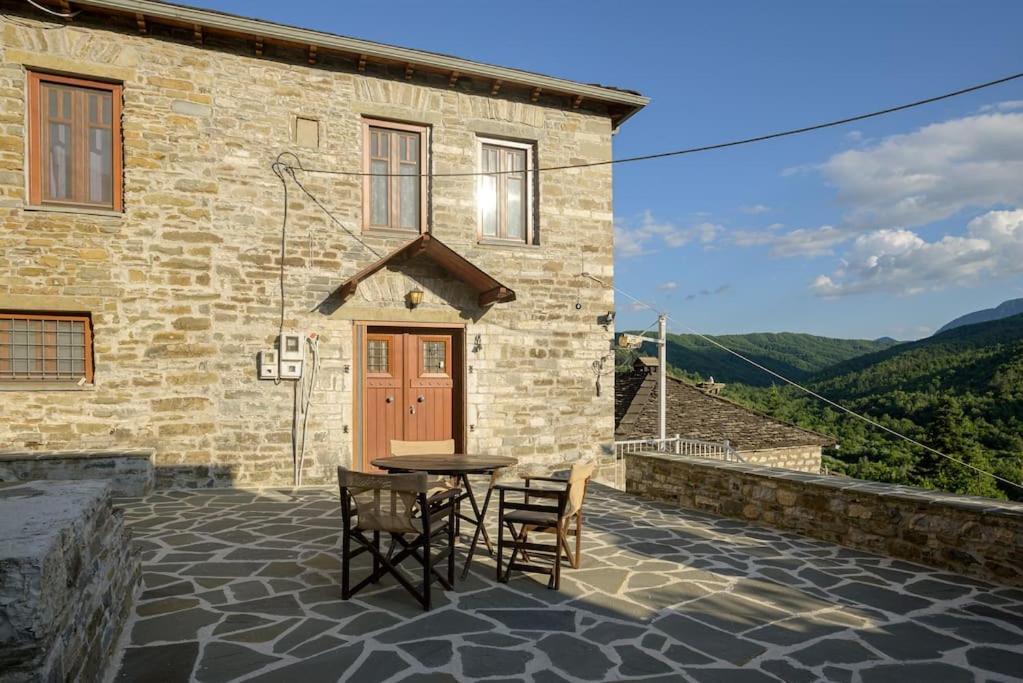 Clio's Stone House * Kipoi